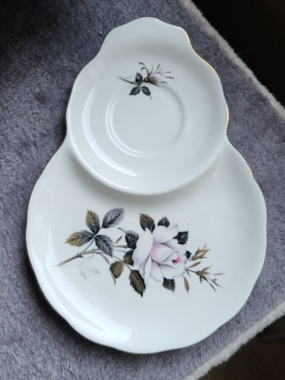 Royal Albert Queens Messenger Bone China Tennis Snack TV Tray rare find